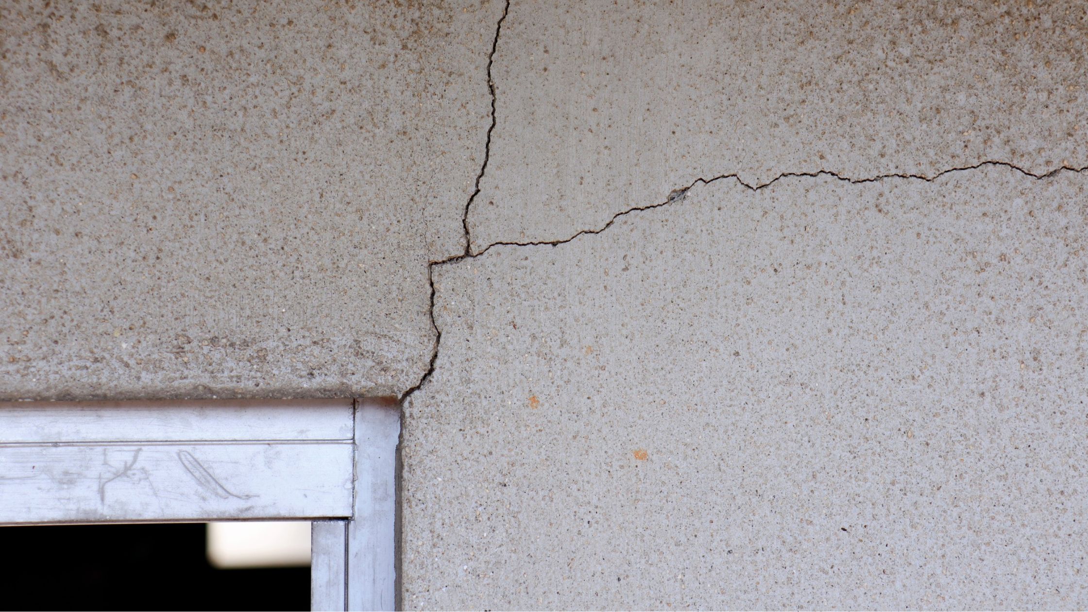 Fissure Façade
